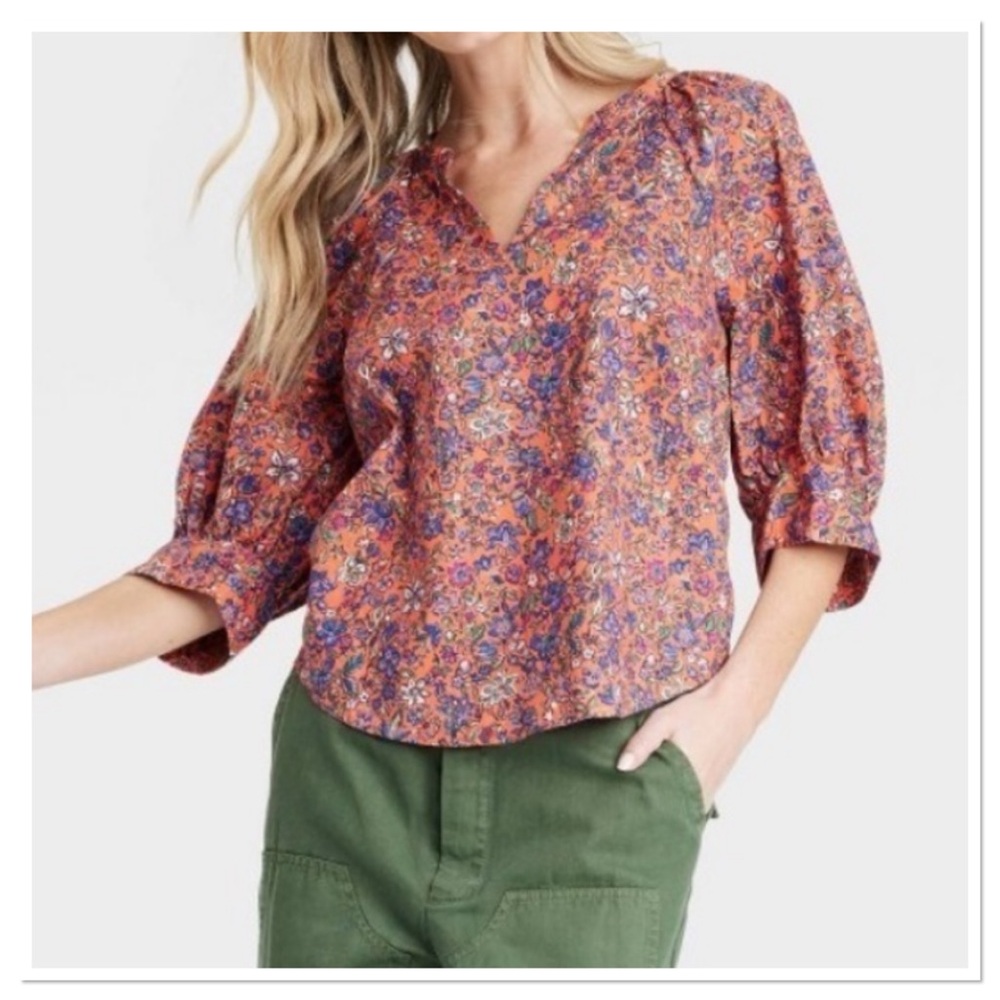 Women's Long Sleeve Pullover Blouse
Universal Thread